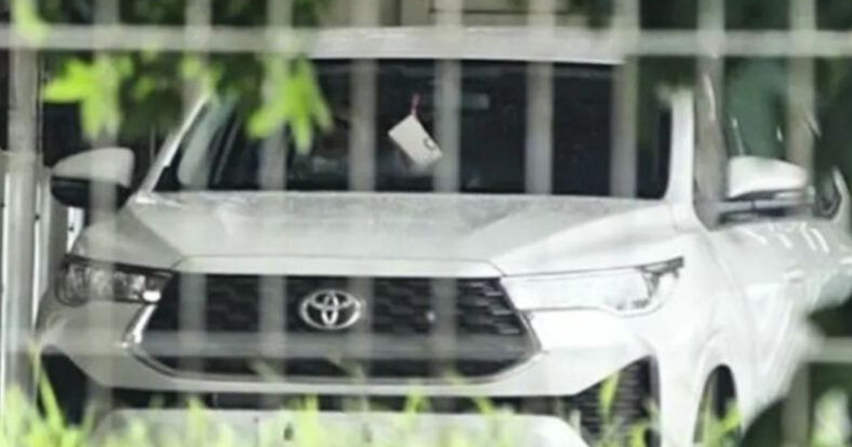 Lộ ảnh 'trần trụi’ Toyota Innova 2023, dáng gần giống SUV