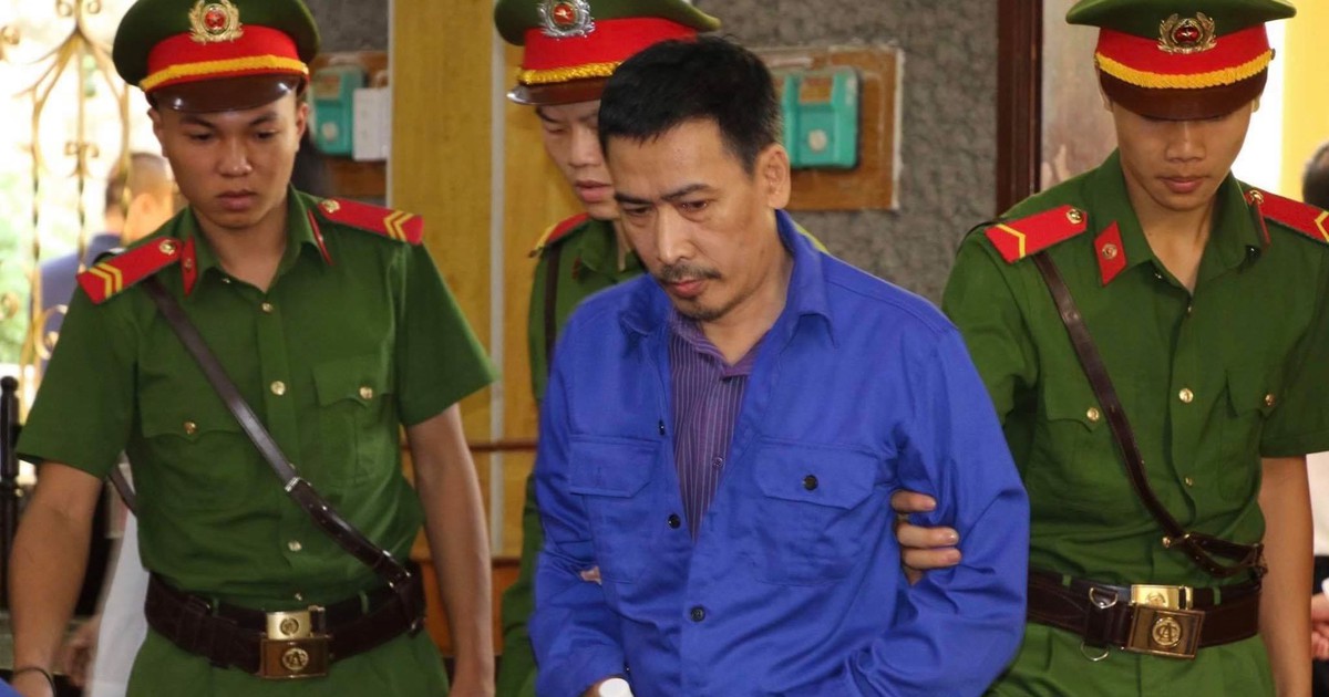 Cán bộ Sở GD-ĐT Sơn La mang bài thi về phòng ngủ nhà riêng sửa trong đêm