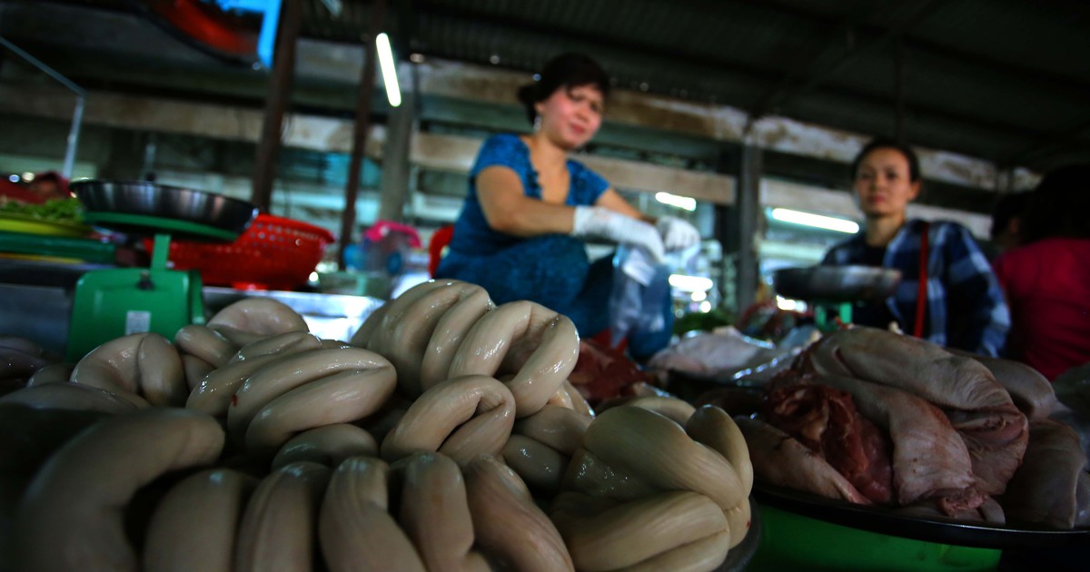 Nhập khẩu thịt heo tăng đột biến