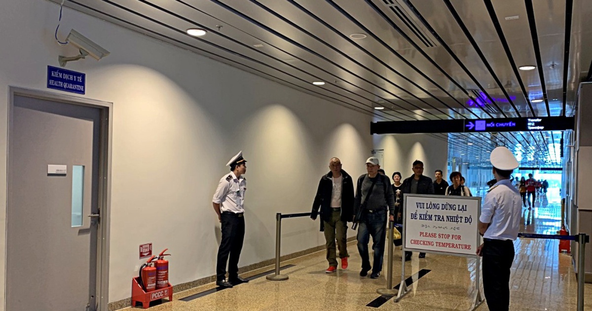 Khánh Hòa chưa phát hiện ca 'viêm phổi Trung Quốc', ngừng các chuyến bay Vũ Hán - Cam Ranh