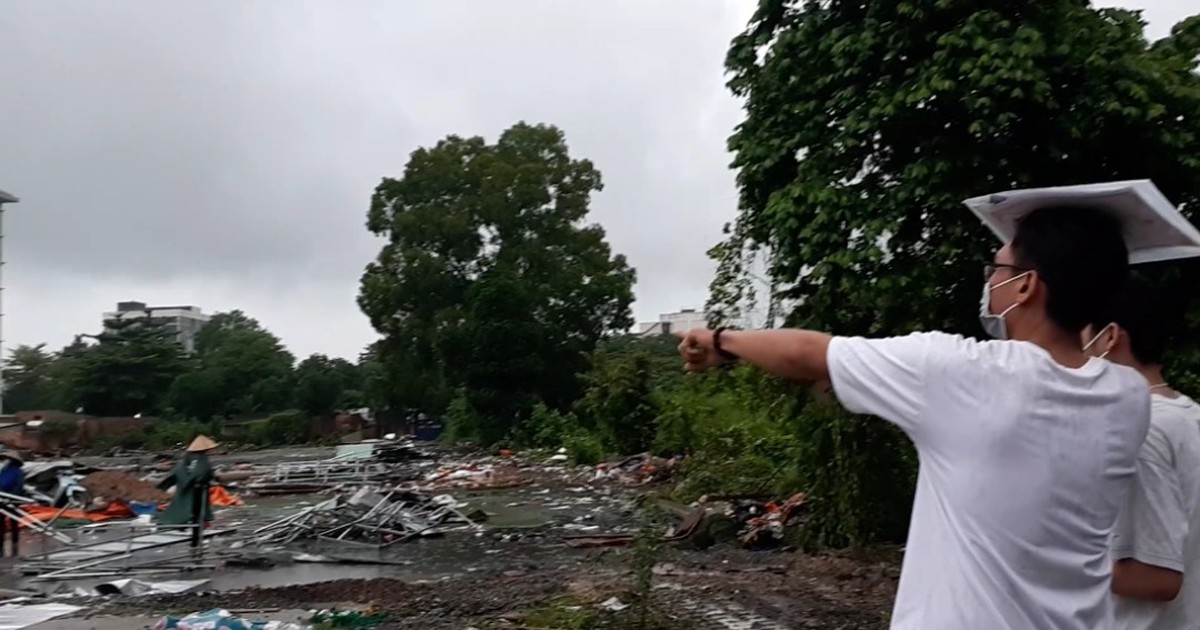 Chủ nhà trọ bị tố không trả tiền cọc: Công an hướng dẫn sinh viên nộp đơn khởi kiện