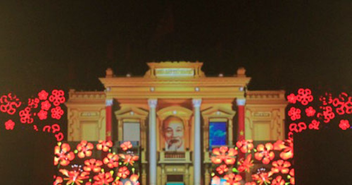 Nhà hát lớn Hải Phòng biến thành 'rạp phim 3D khủng'