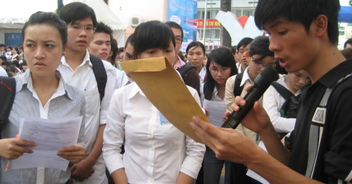 Phớt lờ chuyện công khai số sinh viên có việc làm