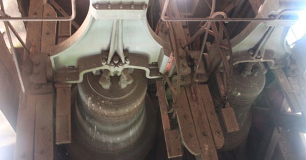 Khám phá bộ chuông cổ 30 tấn hơn trăm năm ở Nhà thờ Đức Bà Sài Gòn
