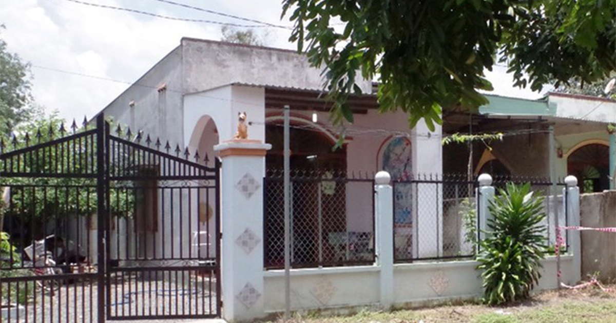 Giành con bất thành, dùng dao giết vợ cũ rồi tự sát