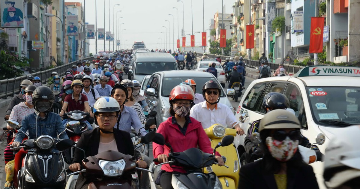 Kẹt xe vì 'cầu trên giấy'