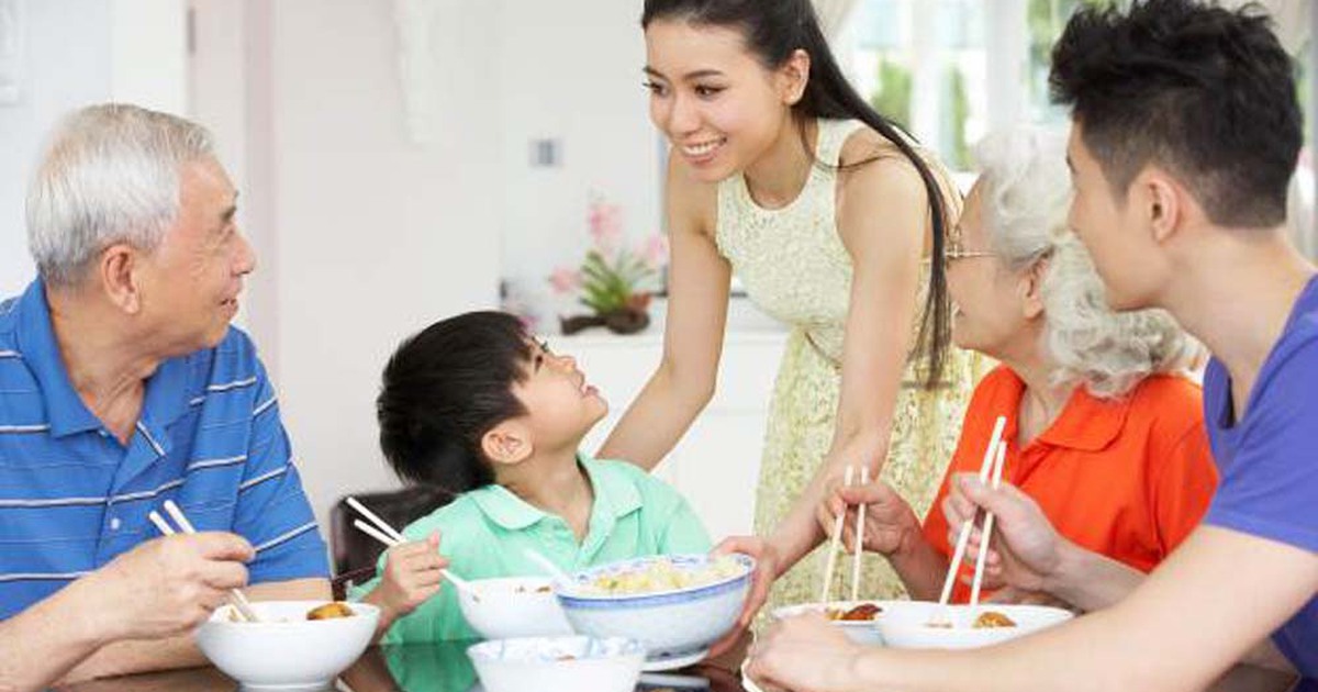 Ẩm thực Việt Nam trong sợi gạo