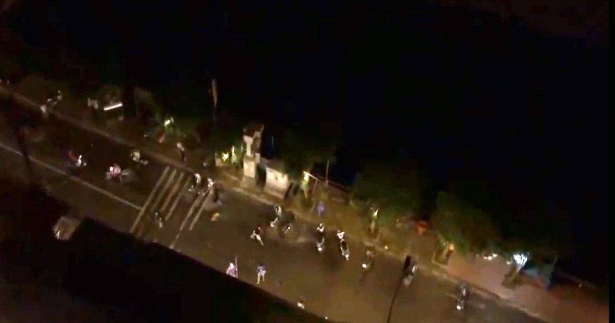 Hàng chục côn đồ truy sát trong đêm