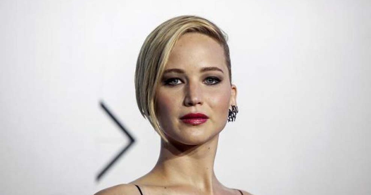 Jennifer Lawrence hết lời khen bạn trai đạo diễn nổi tiếng