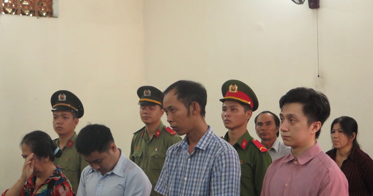 Trả hồ sơ vụ làm giả bằng tốt nghiệp của Trường Sài Gòn ACT