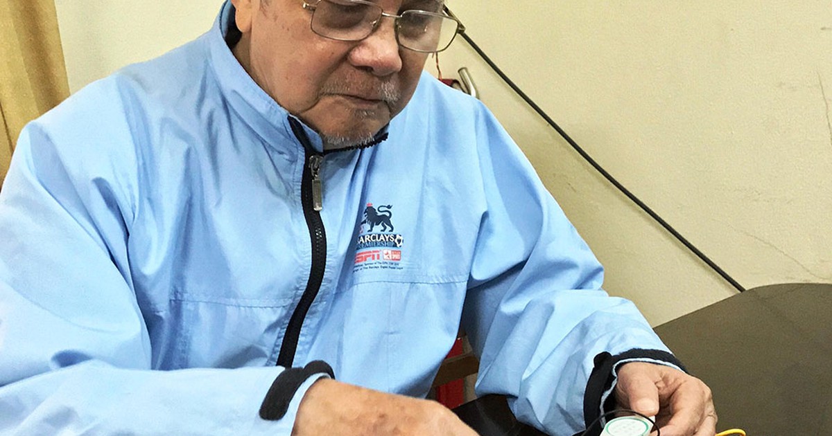 Cựu giảng viên 80 tuổi vẫn mê sáng tạo