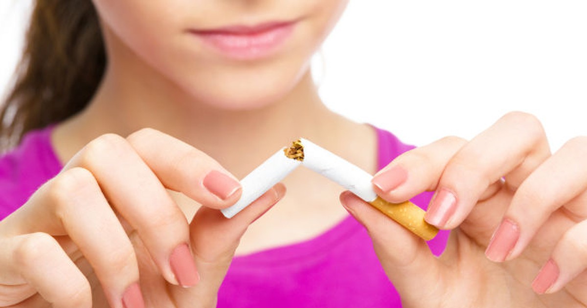 Bố mẹ hút thuốc tác động tiêu cực đến con cái