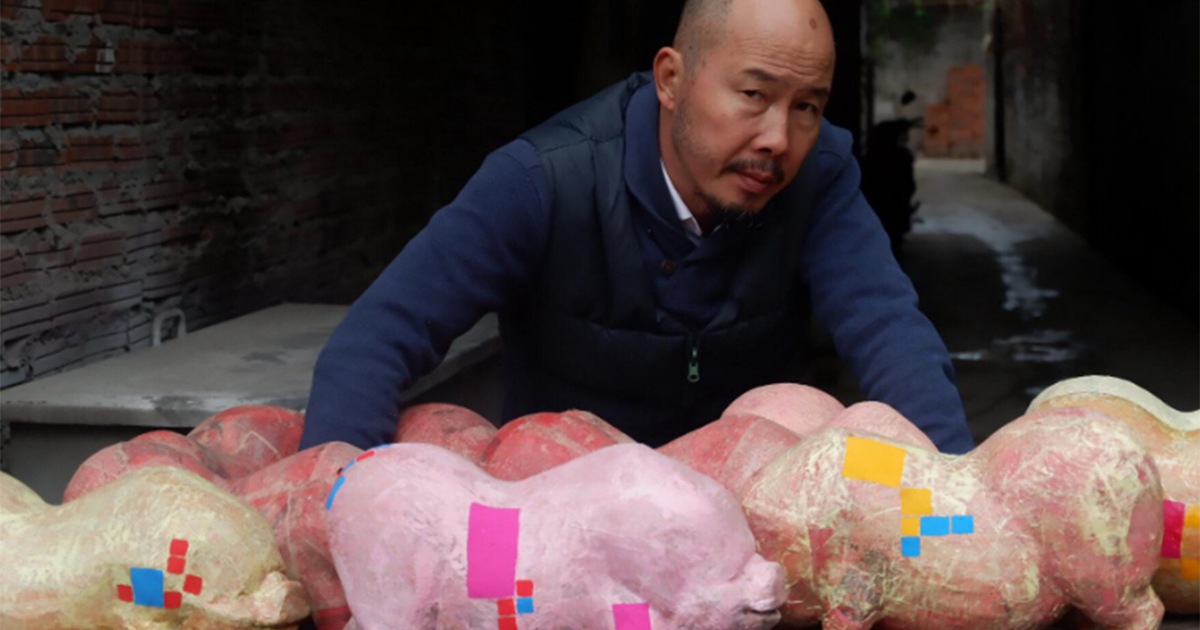 Ngắm lợn sơn mài 'gợi cảm' của Đinh Công Đạt