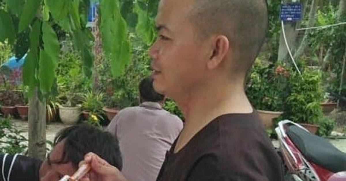 Điều tra một trụ trì chùa hiếp dâm người dưới 16 tuổi