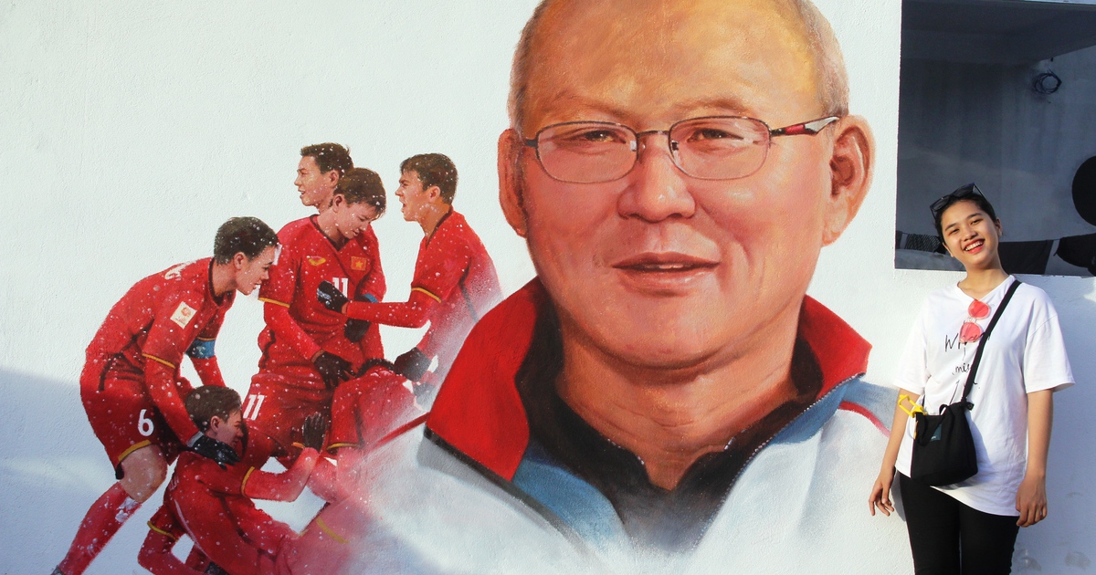 Khoác thêm 'áo mới' cho làng bích họa lớn nhất miền Trung