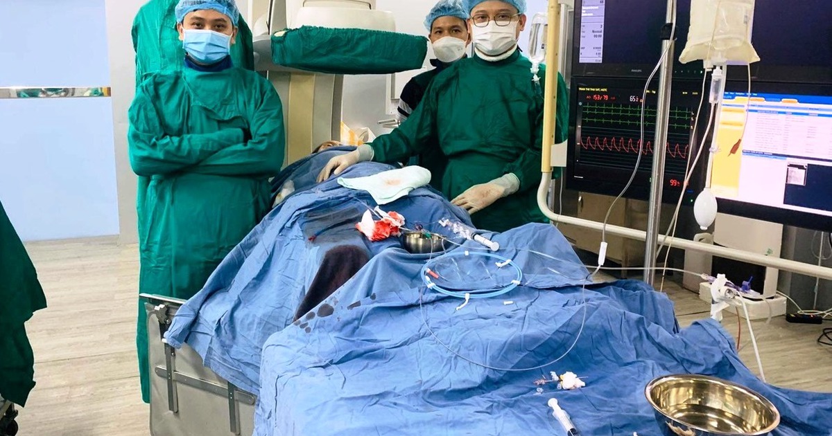 Cứu kịp thời bệnh nhân bị dị dạng động mạch vành hiếm gặp
