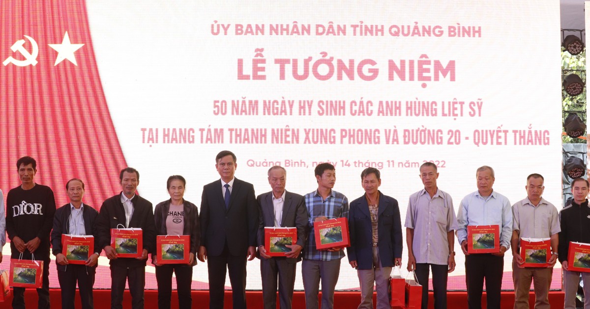 Quảng Bình :Tưởng niệm 50 năm ngày hy sinh của các anh hùng liệt sĩ hang Tám Cô