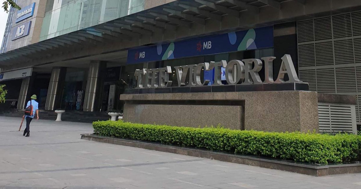 Cần dừng ngay việc chia sẻ clip, thư tuyệt mệnh của nam sinh nhảy lầu