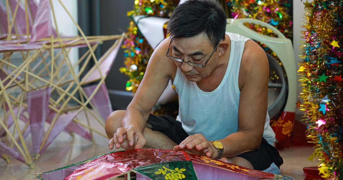 'Thủ phủ' đèn ông sao lớn nhất miền Bắc làm không kịp bán dịp tết Trung thu