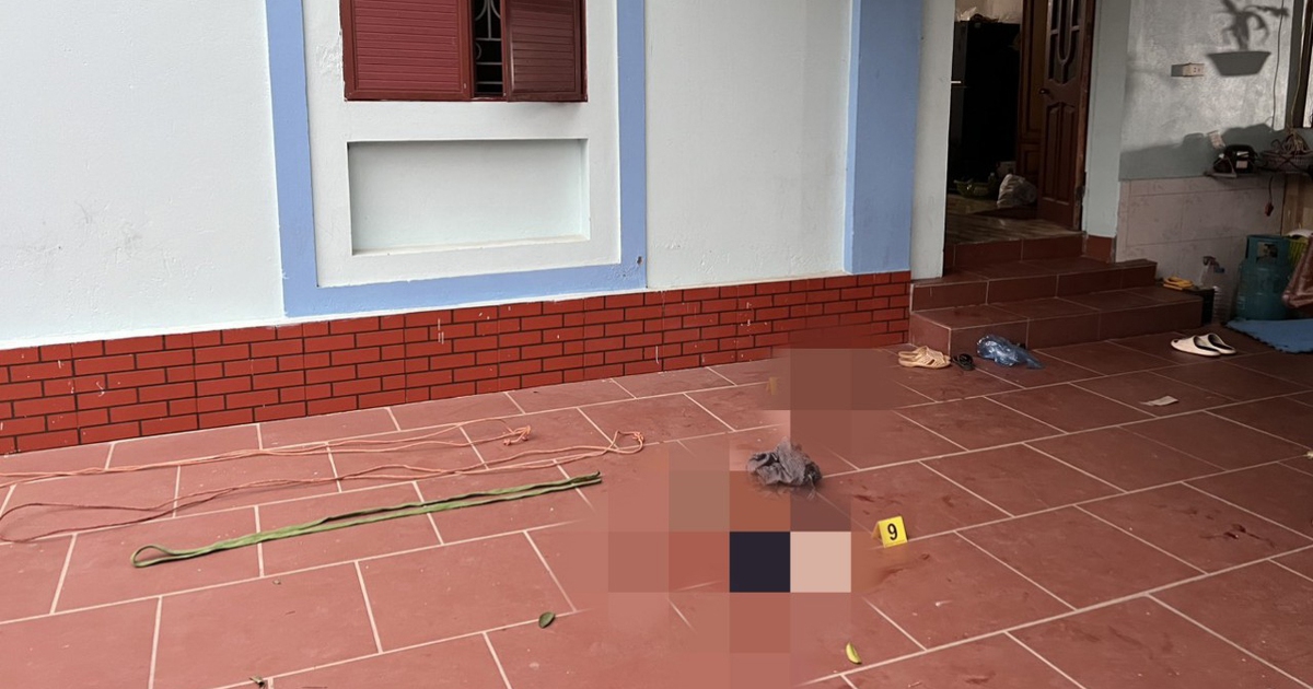 Chém chết vợ ông chủ, nghi phạm bị người dân đánh nhập viện