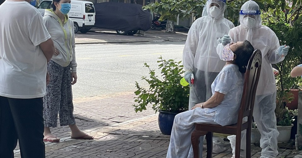 Cà Mau: Khởi tố Trưởng trạm y tế xã Thanh Tùng vì thiếu trách nhiệm