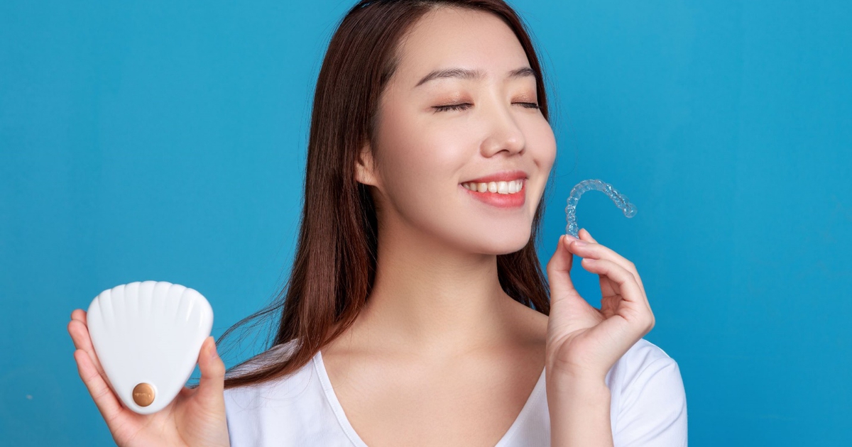 Niềng răng Invisalign là gì? Có khác biệt gì với phương pháp truyền thống?