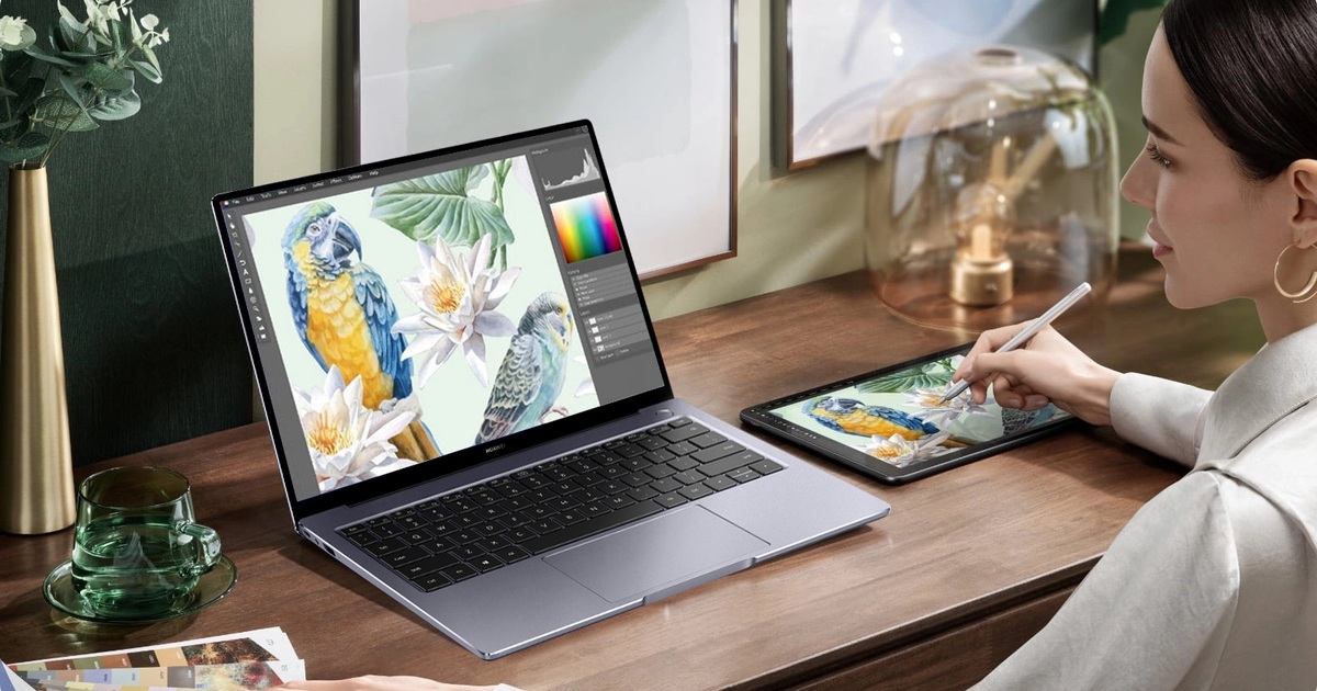 HUAWEI phô diễn sức mạnh ‘văn phòng thông minh’ với Super Device