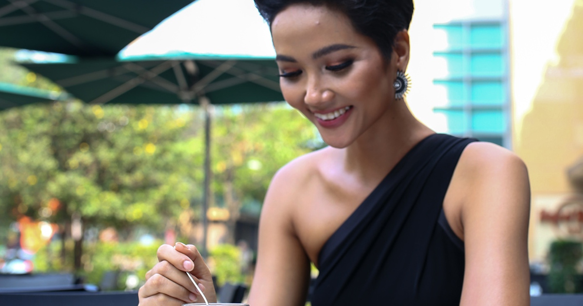 H'Hen Niê: ‘Tự hào lan tỏa văn hóa cà phê đến mọi người’