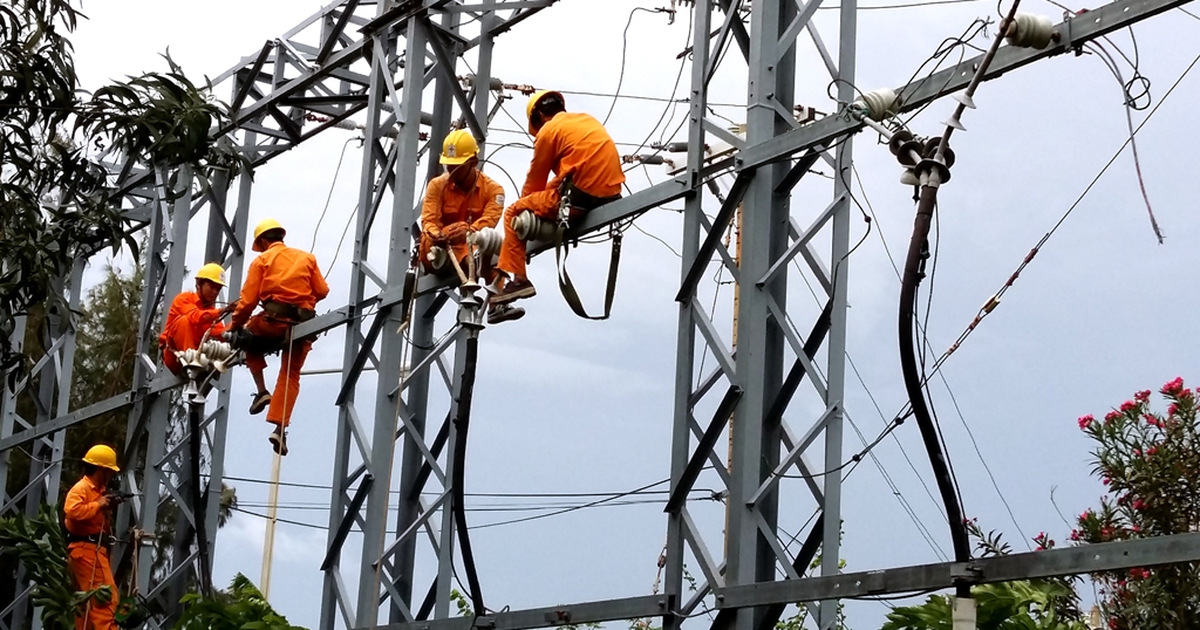 Nhu cầu điện tăng cao và giải pháp của EVN SPC