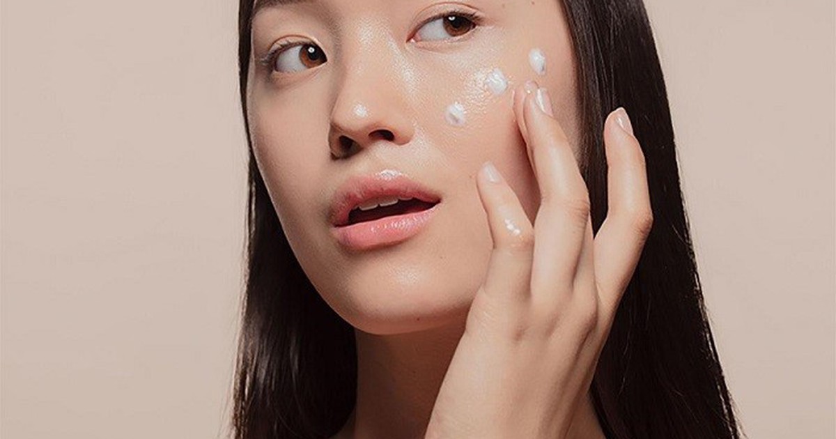 Top 10 kem dưỡng ẩm cho da dầu giúp da khô thoáng cả ngày, ngăn ngừa mụn