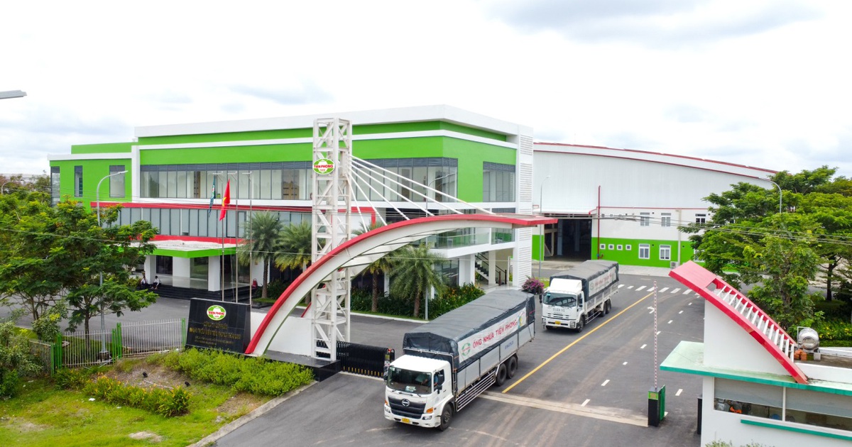 Lễ kỷ niệm 15 năm thành lập Công ty CP nhựa Thiếu Niên Tiền Phong phía Nam