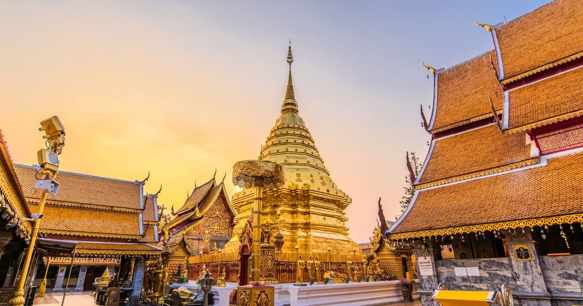 Thổn thức trong đêm huyền ảo dưới lễ hội đèn trời ở Chiang Mai