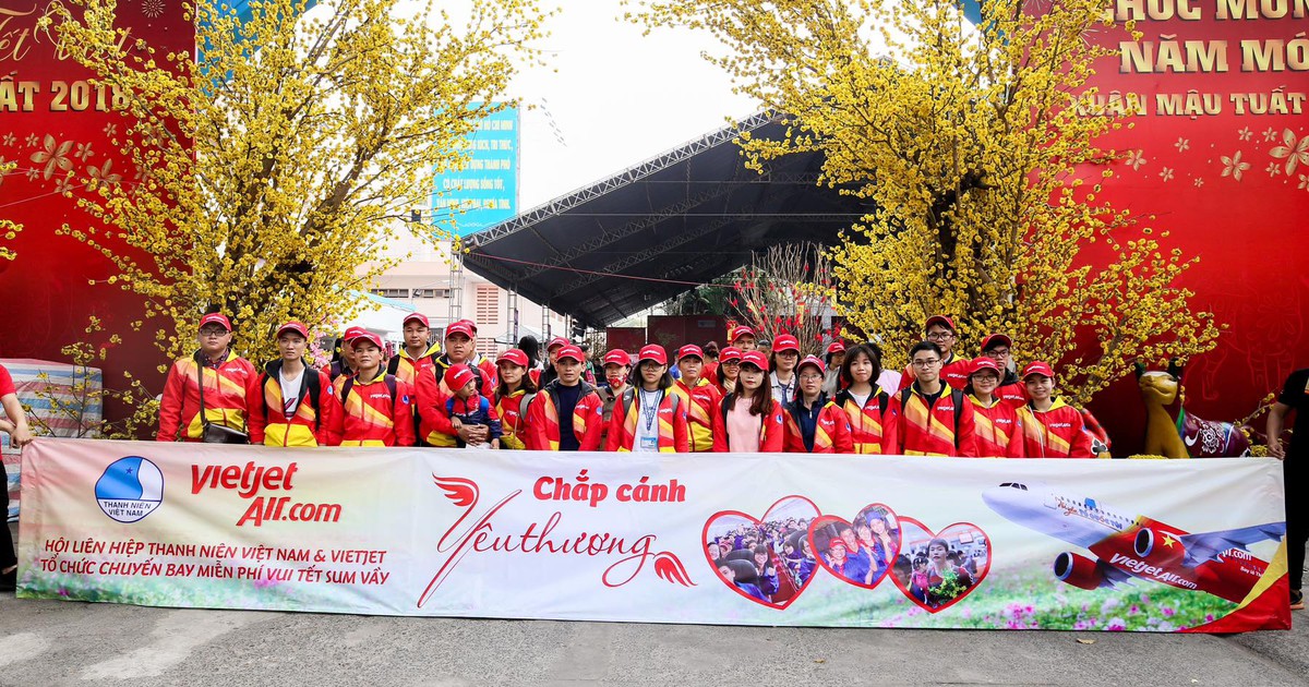 Vietjet có hai chuyến bay miễn phí đưa công nhân về quê ăn tết