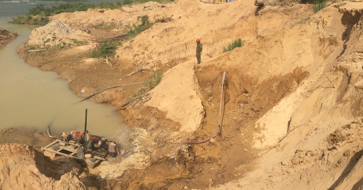 ‘Cát tặc’ dựng lán trại dã chiến, lộng hành vùng biên giới Gia Lai - Kon Tum