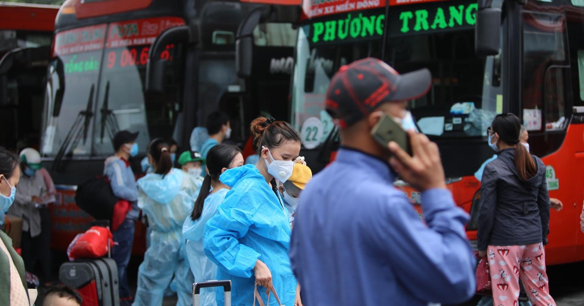 Đề xuất tiếp tục các chuyến xe 0 đồng kết nối TP.HCM và 21 tỉnh thành