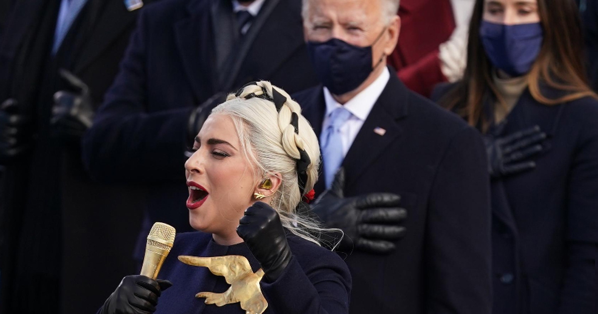 Lady Gaga trình diễn đầy cảm xúc tại lễ nhậm chức Tổng thống của Joe Biden