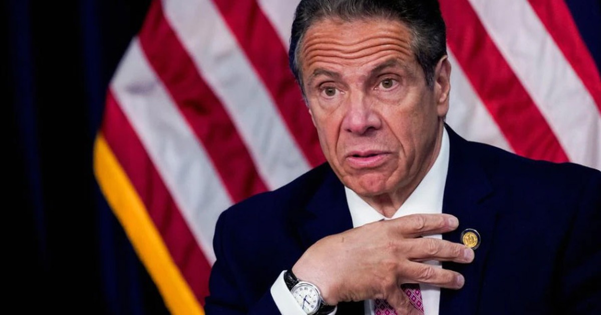 Giải Emmy của cựu Thống đốc bang New York bị thu hồi