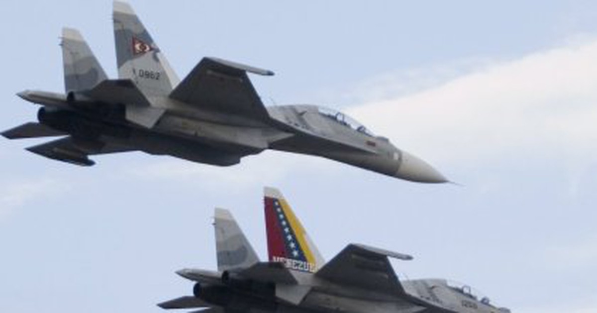 Máy bay quân sự Venezuela rơi ở khu vực biên giới với Colombia