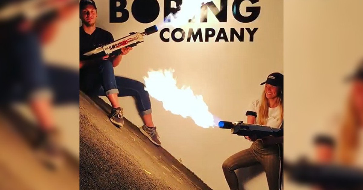 Lo cháy rừng, California định cấm sáng chế súng phun lửa của tỉ phú Elon Musk