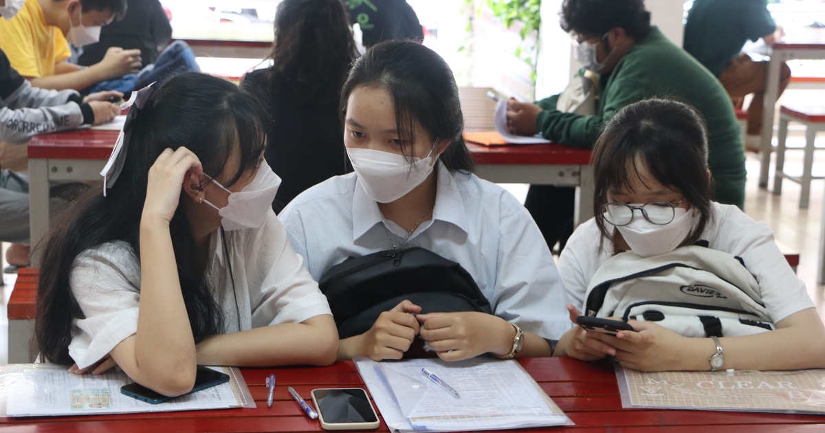 Nỗi niềm của tân sinh viên sư phạm ngày nhập học