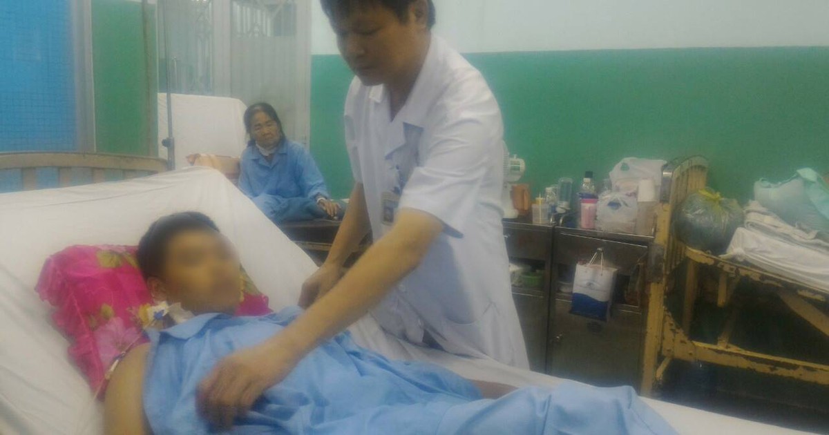 Cứu anh thợ hồ bị đồng nghiệp đâm thủng tim