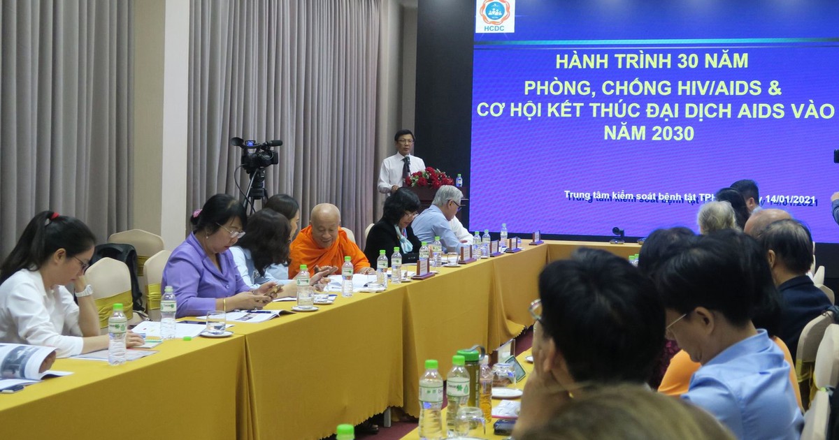 ‘Cuộc chiến’ trong 30 năm đẩy lùi đại dịch HIV/AIDS của TP.HCM