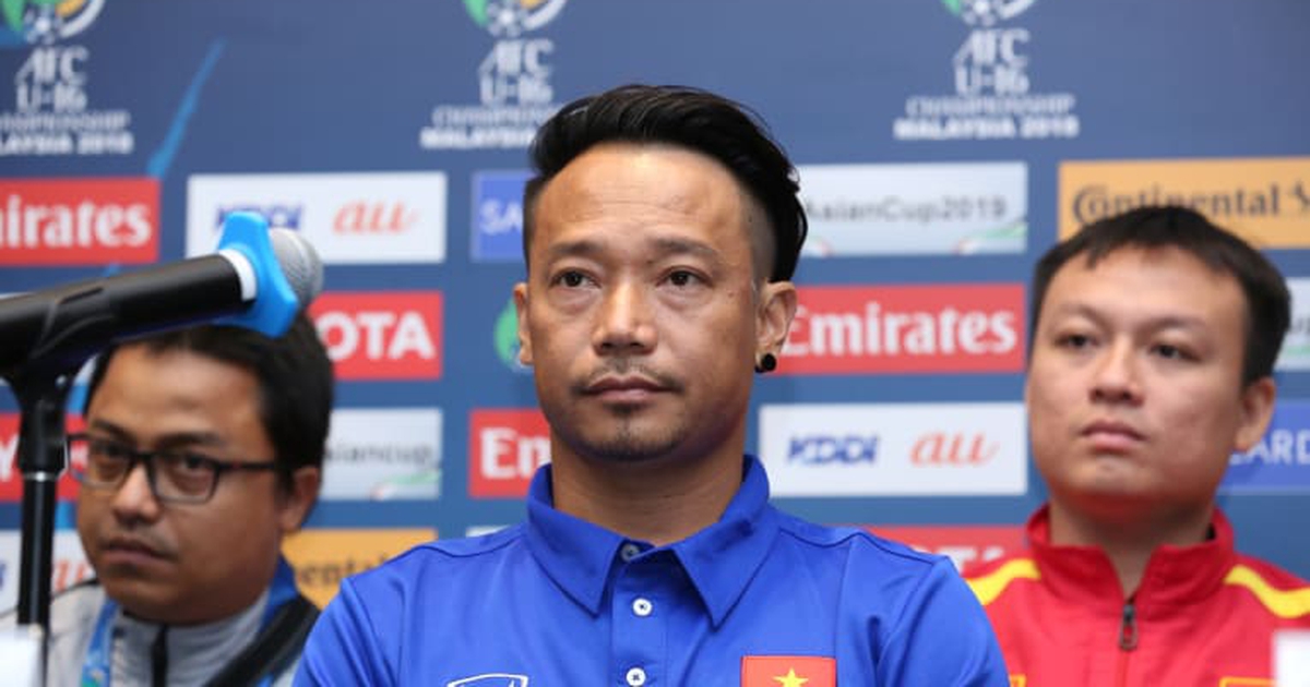 HLV Vũ Hồng Việt: 'U.16 Việt Nam sẽ đấu sống còn với Indonesia'