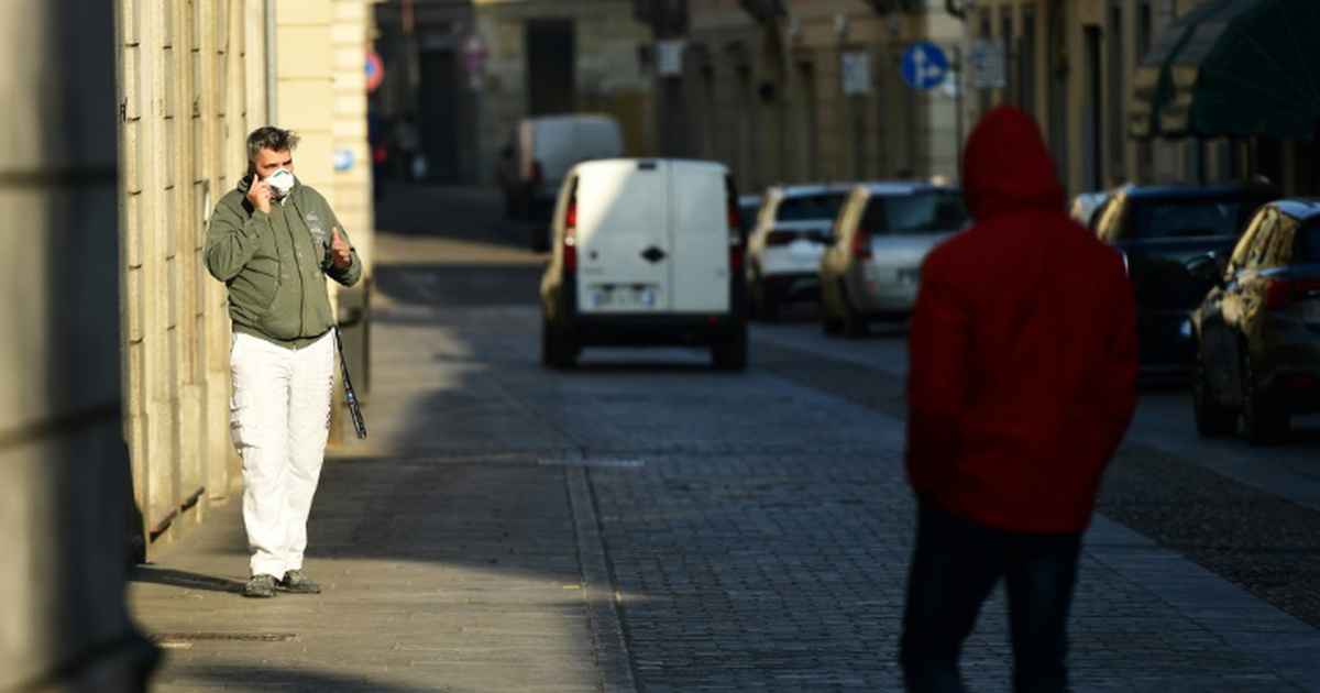 Một cầu thủ bóng đá Ý bị nhiễm virus Covid-19