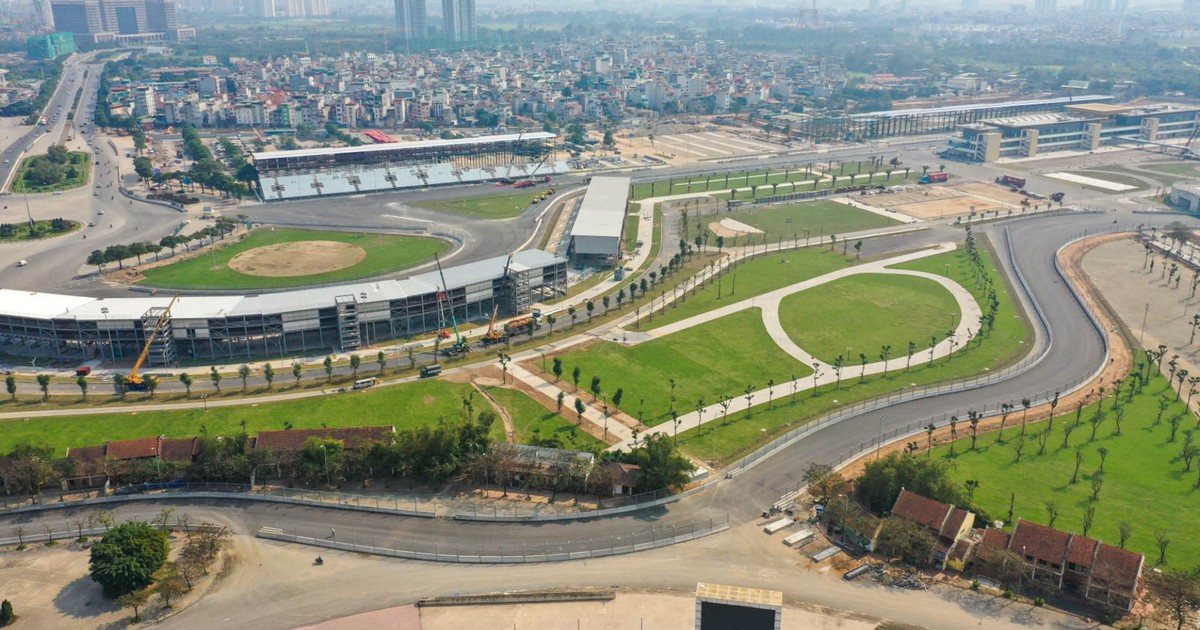 Chủ tịch UBND TP.Hà Nội: "F1 VN sẽ dừng nếu diễn biến dịch Covid-19 phức tạp”