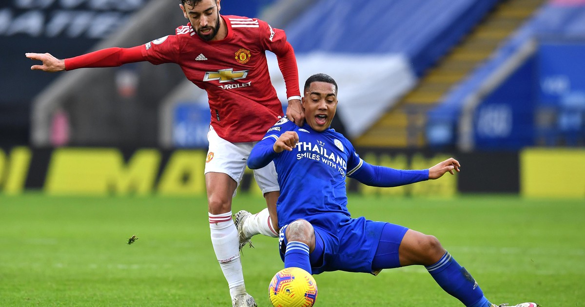 Kết quả Ngoại hạng Anh, Leicester 2-2 M.U: Món quà chia đôi