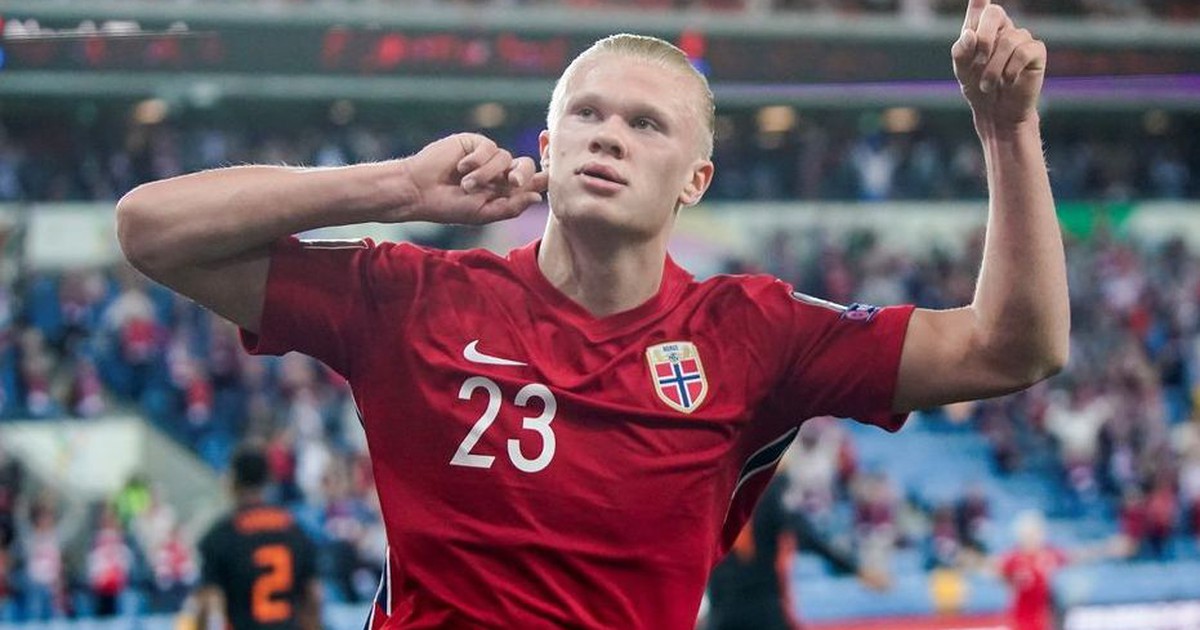 Erling Haaland xứng danh máy làm bàn của Borussia Dortmund và tuyển Na Uy