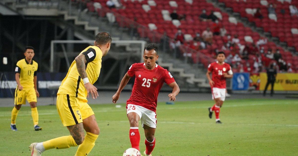 Ngôi sao Indonesia Irfan Jaya thách đấu Teerasil Dangda của tuyển Thái Lan đua vua phá lưới