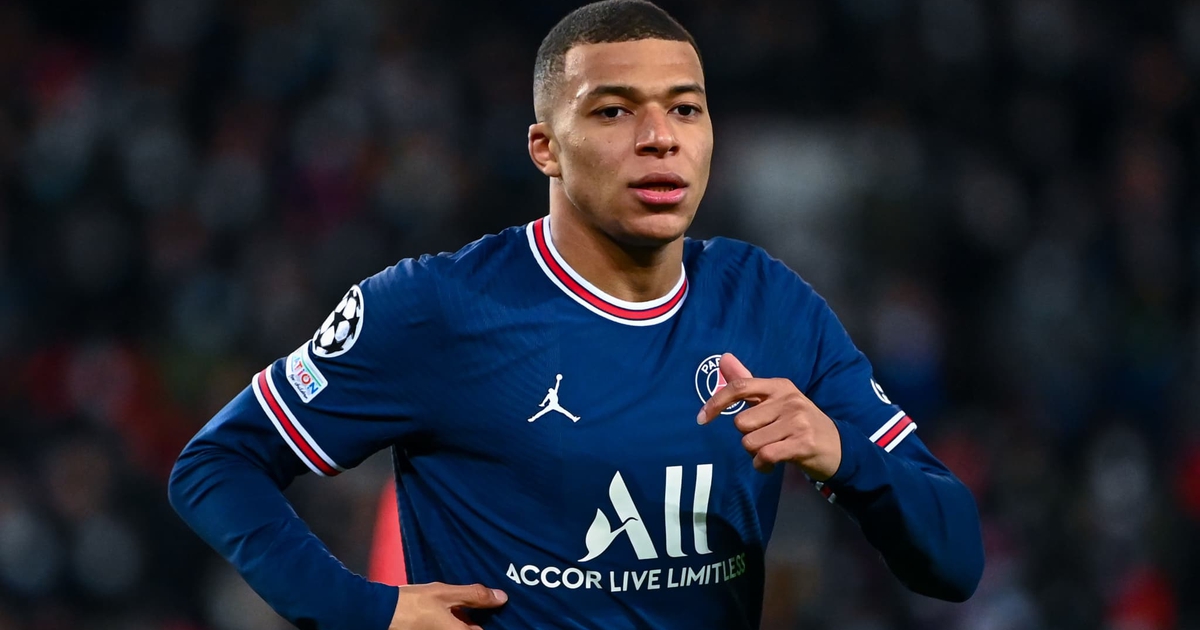 Vì sao PSG vẫn giữ chân được Mbappe bằng hợp đồng ngắn hạn tới 200 triệu euro?