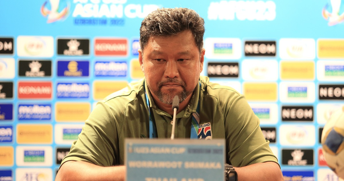 Vì sao HLV Worrawoot Srimaka khen ngợi và cảm ơn U.23 Malaysia?